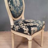 Set of 8 Louis XVI style medallion chairs