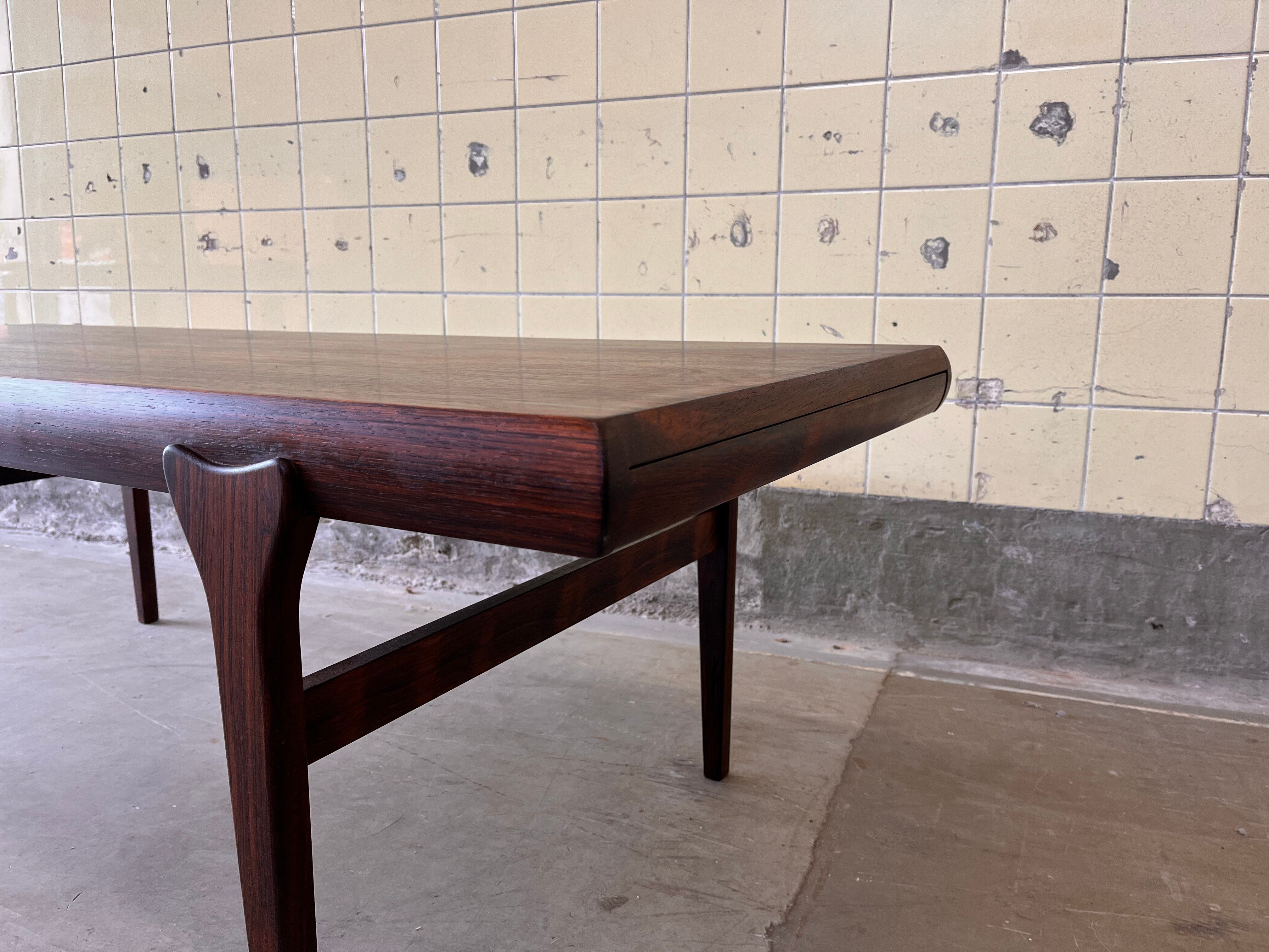 Rosewood coffee table by Johannes Andersen for Uldum Møbelfabrik