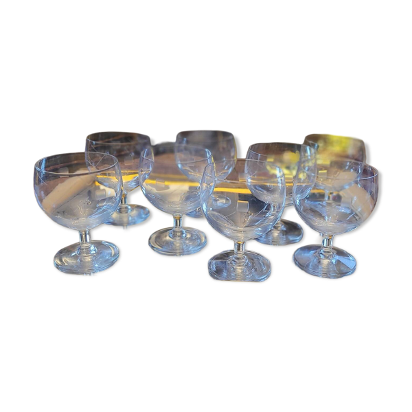 8 verres ballon ciselés – années 608 verres ballon ciselés – années 60