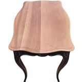 Writing table