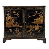 Cabinet laqué chinoiserie du 20e siècle anglais