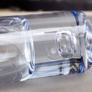 Vase vintage en verre bleu