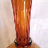 ValléerySthal crystal wine carafe (since 1699), gradient amber color