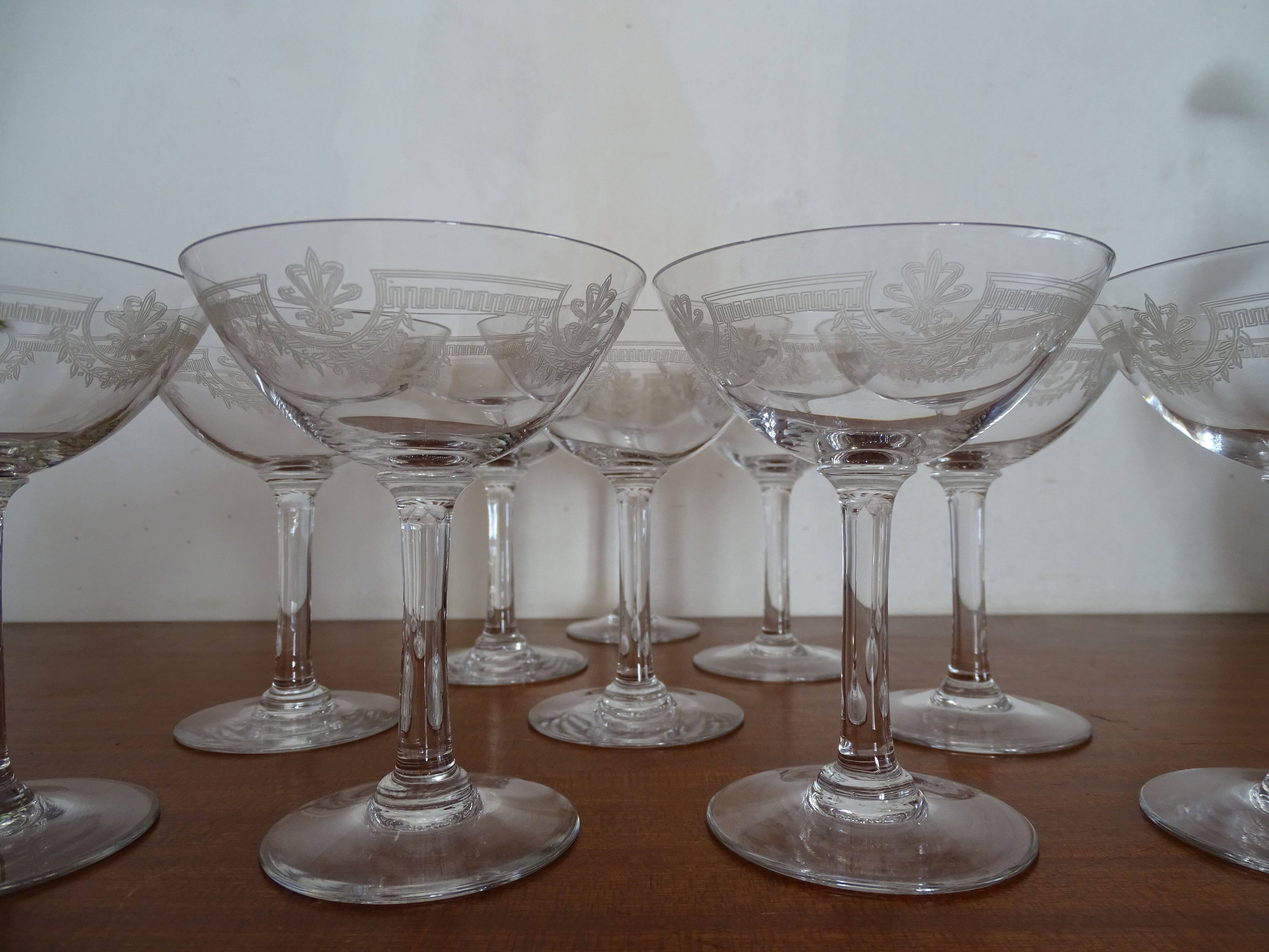 10 glasses champagne crystal Saint Louis - Model Manon- 12 cm