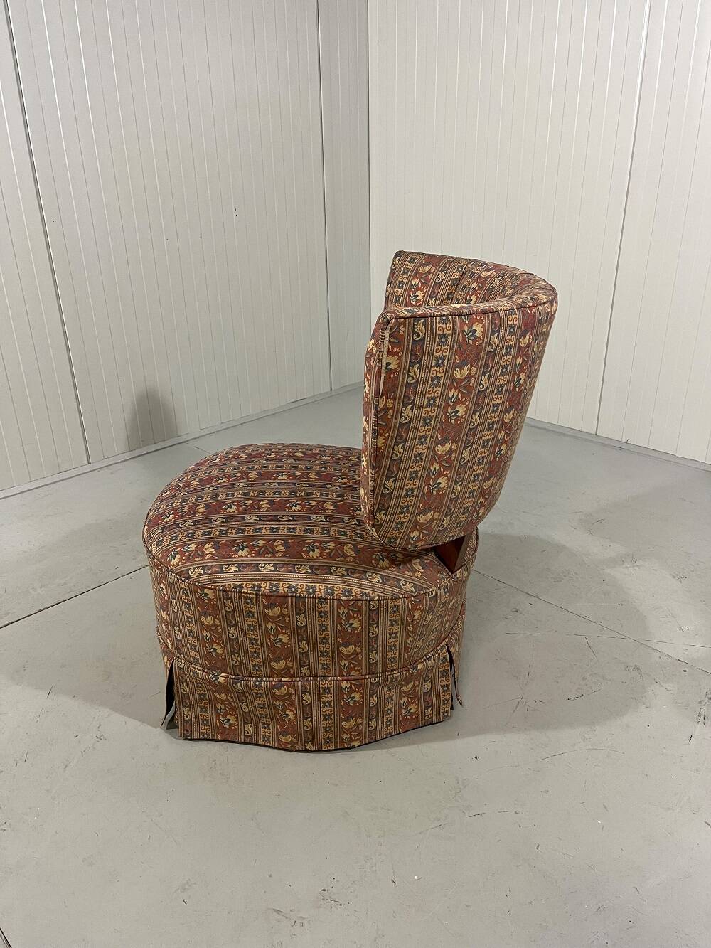 Chauffeuse scandinave en tissu, années 1950