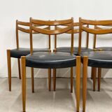 6 Scandinavian chairs in wood and black leatherette