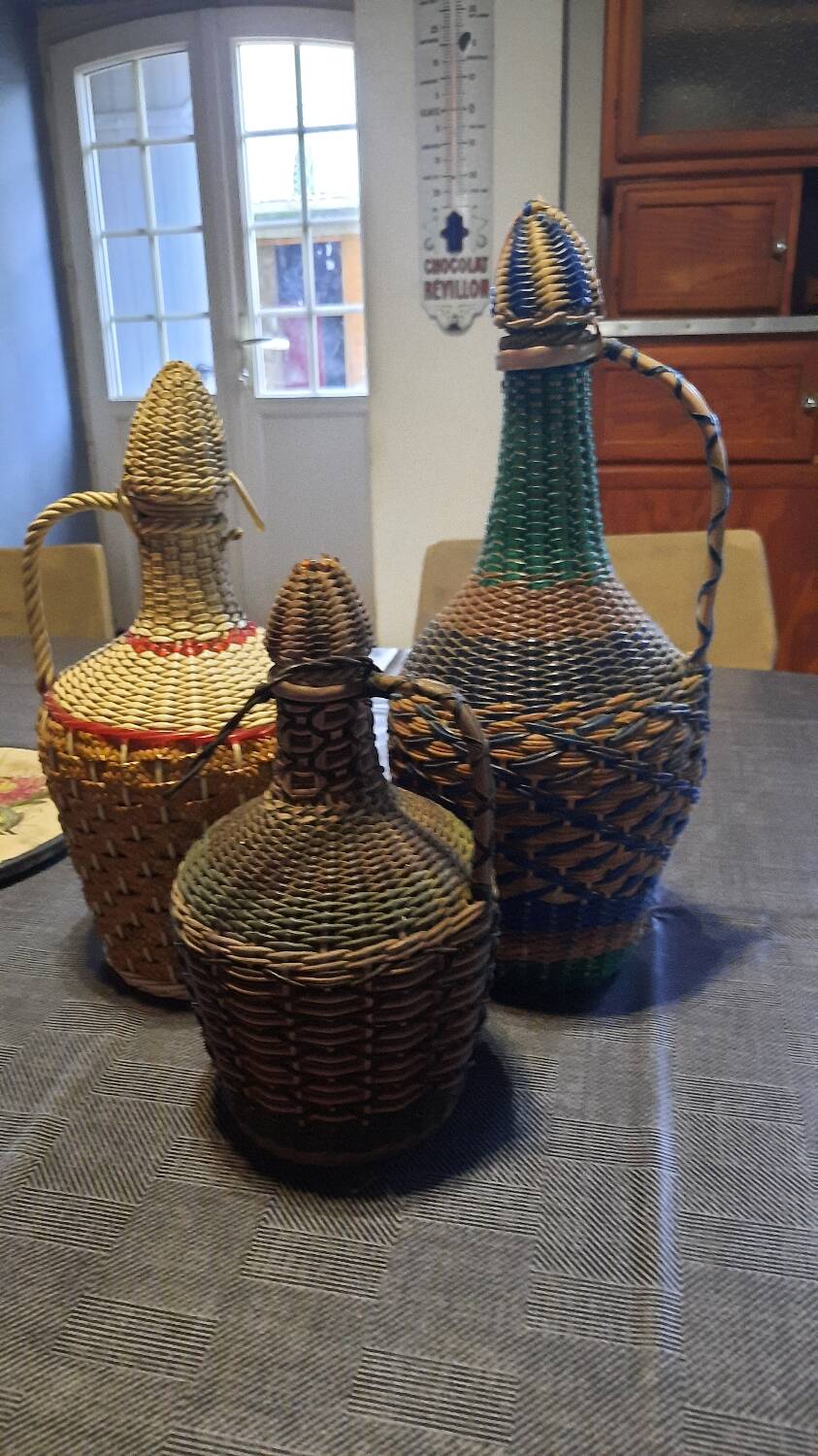Set of 3 scoubidou bottles
