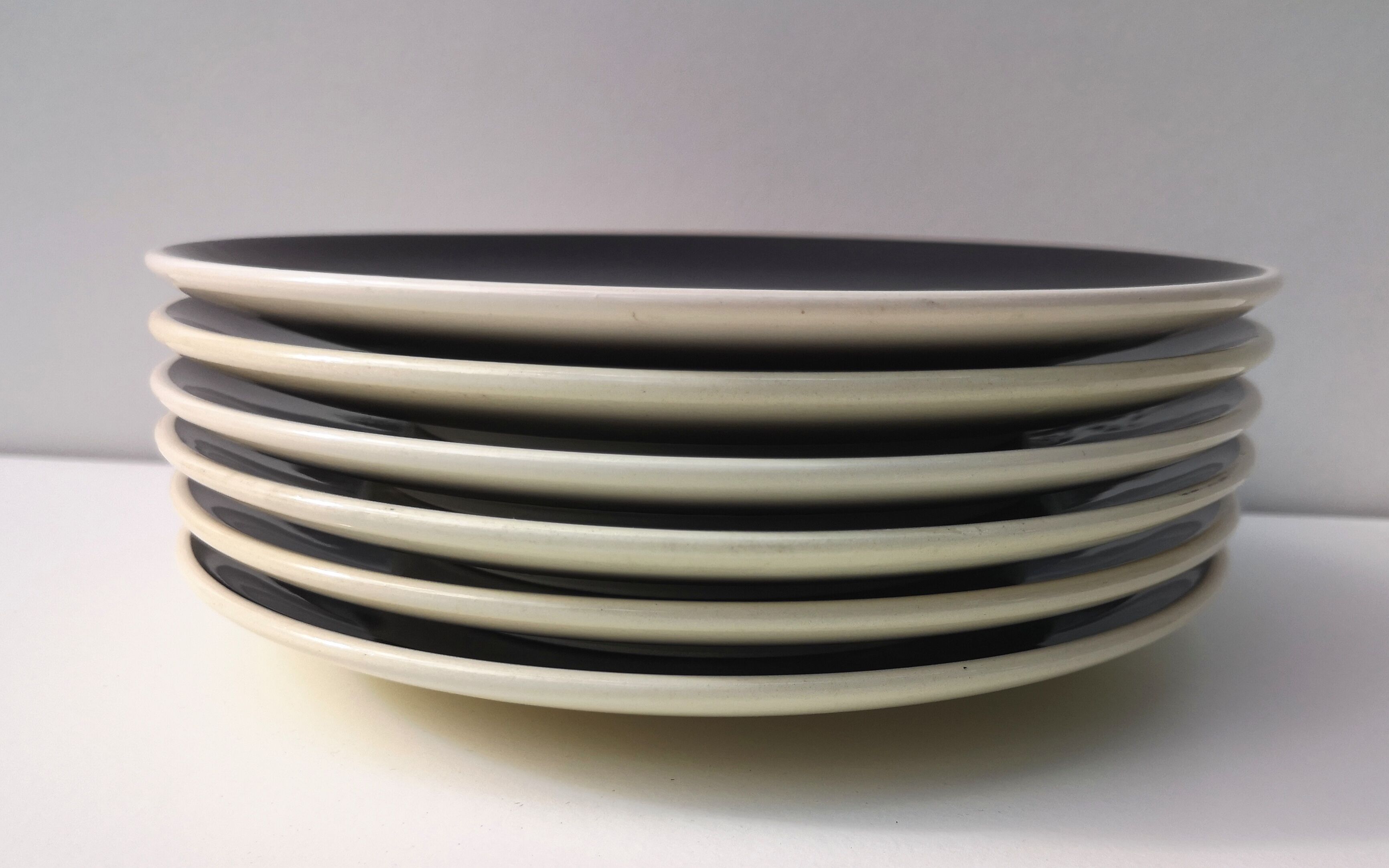 Quimper plates