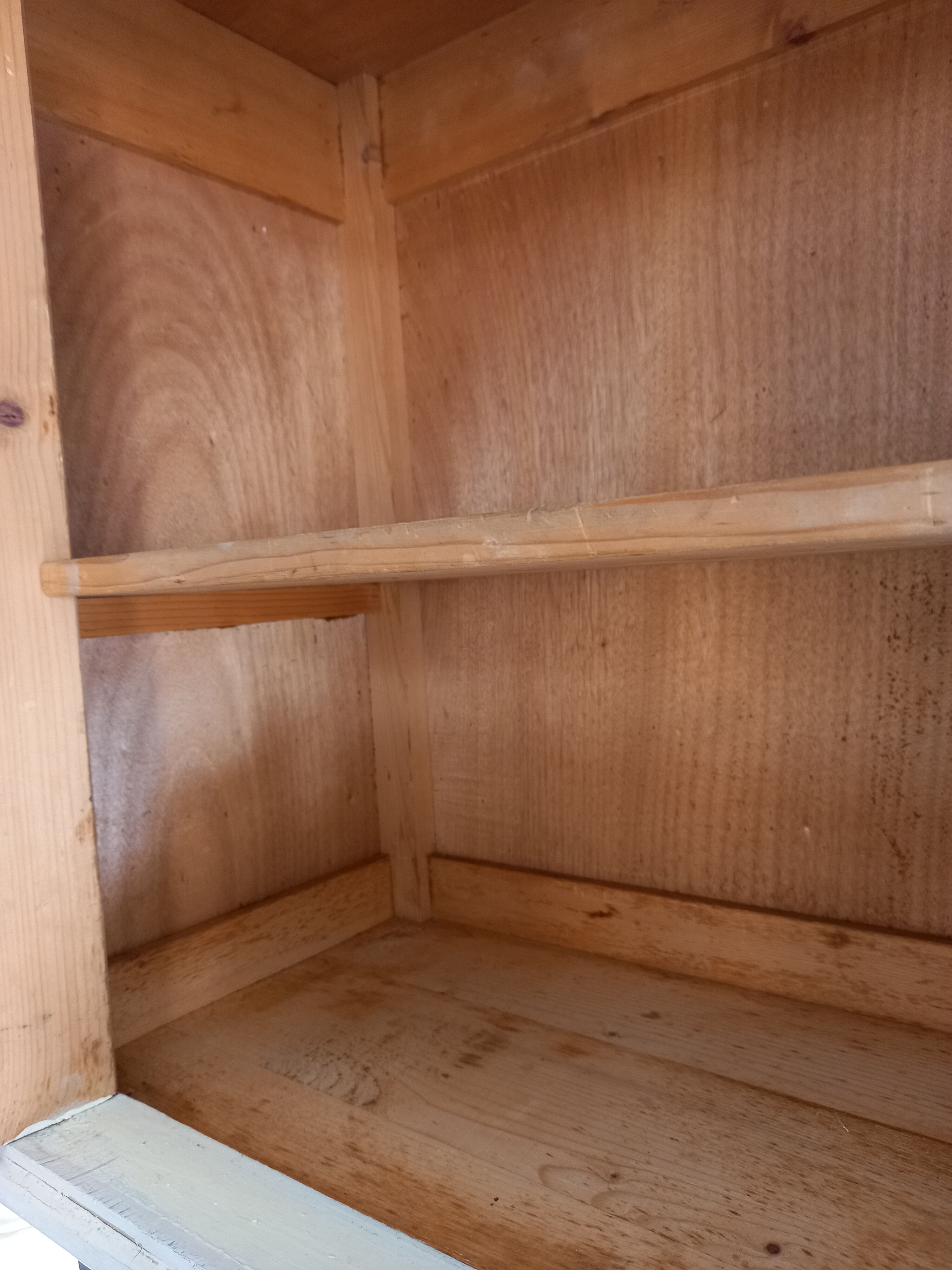 Parisian buffet high two bodies