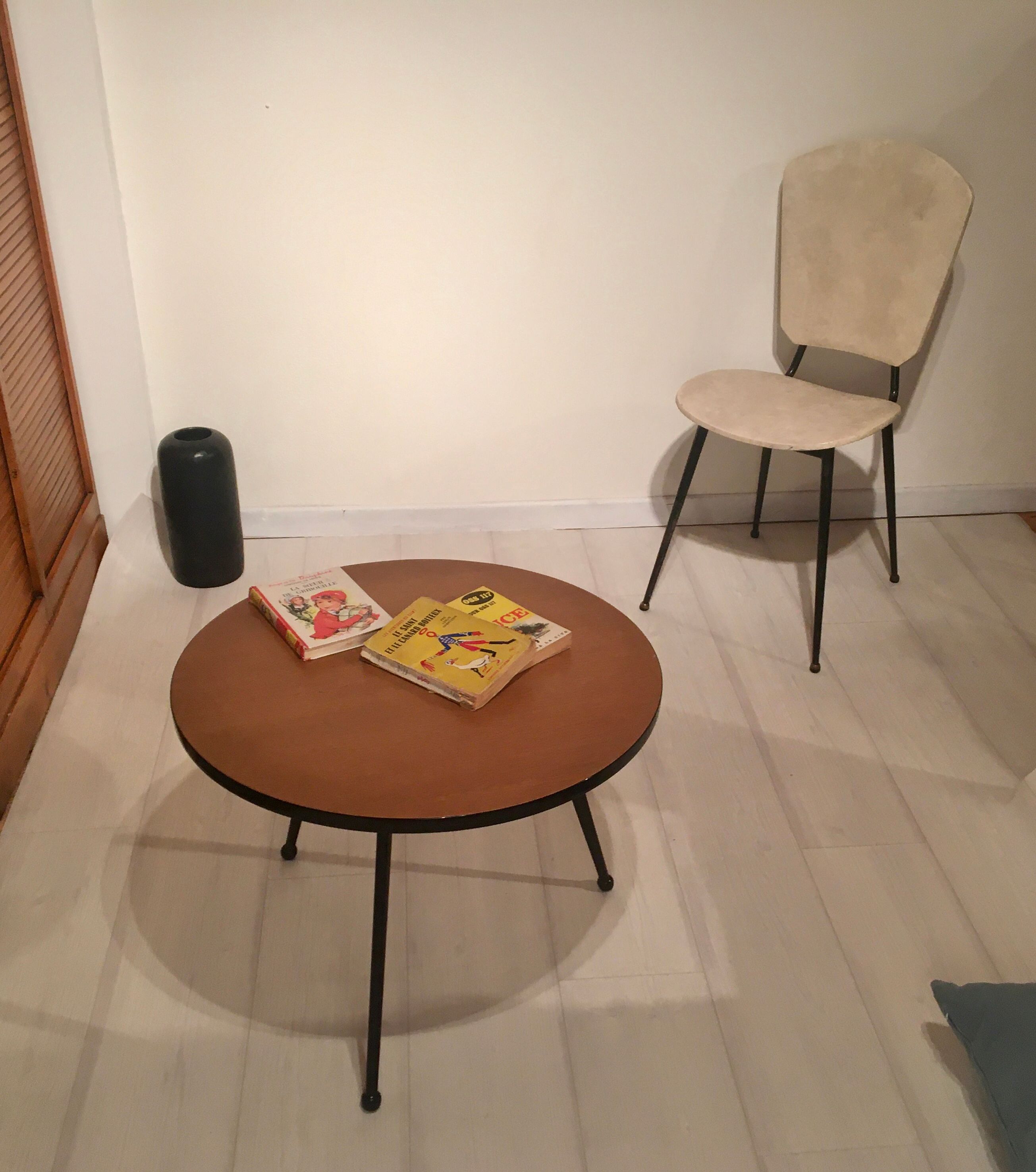 Tripod 50s coffee table