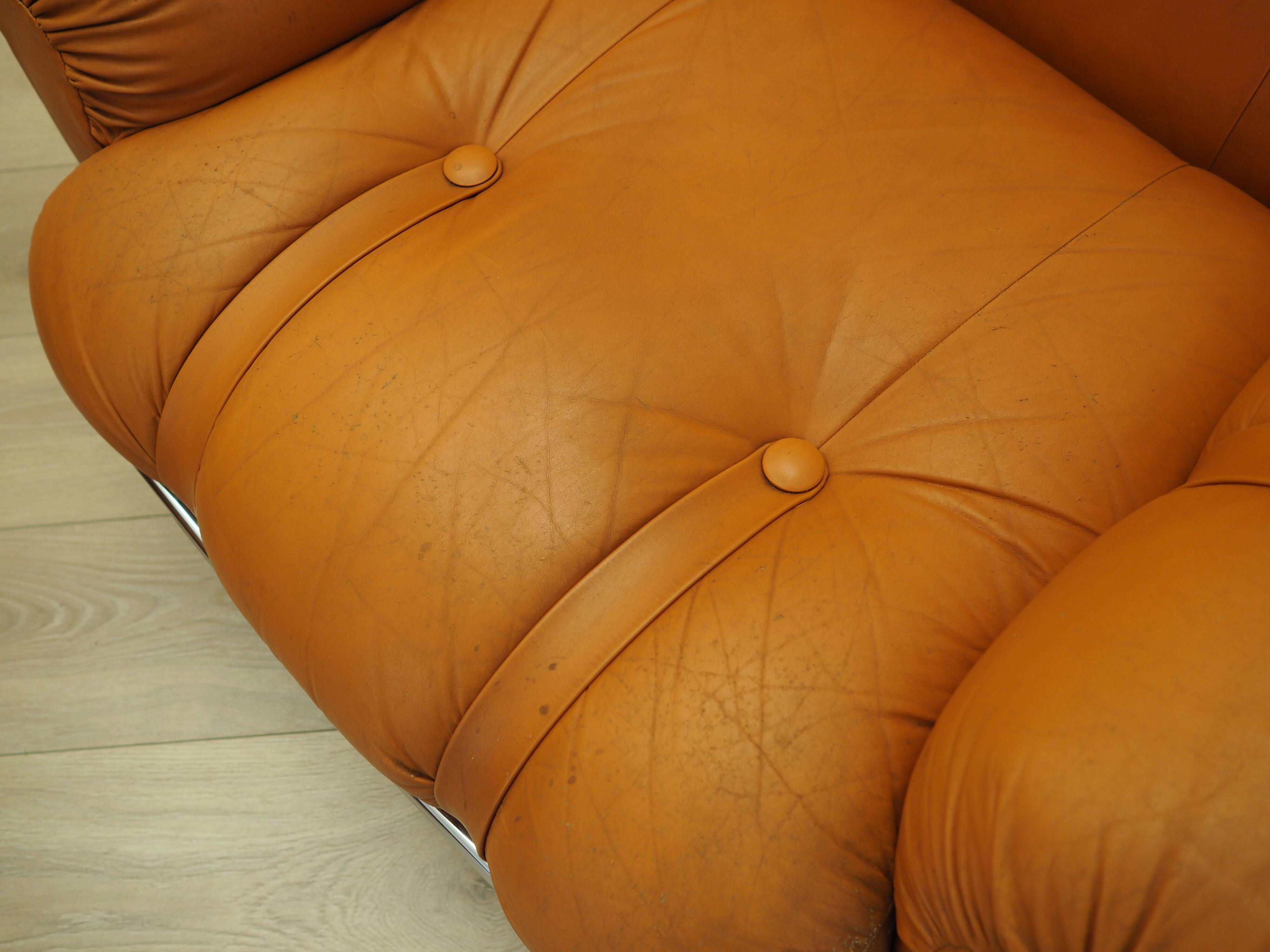 Ensemble de fauteuils orange, design Space Age, années 1960, production : Italie