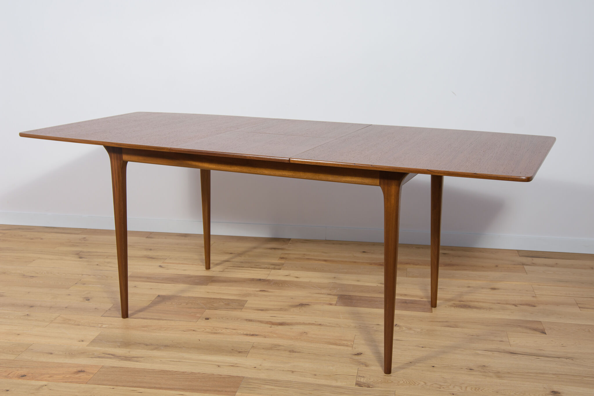 Mid-century teak extendable dining table from mcintosh, 1960s