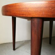 Round extendable table in rosewood 1960s
