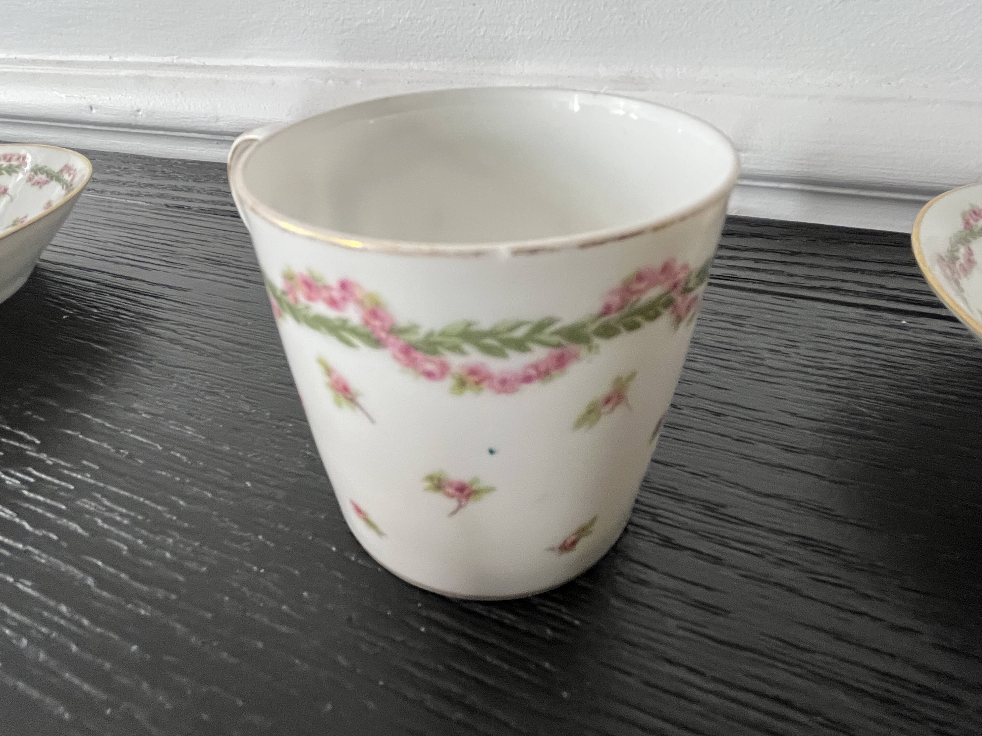 5 tasses à café 11 soucoupes-À la Paix,Paris-1900-Porcelaine de Limoges