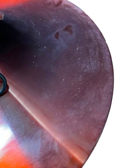 Red metal suspension