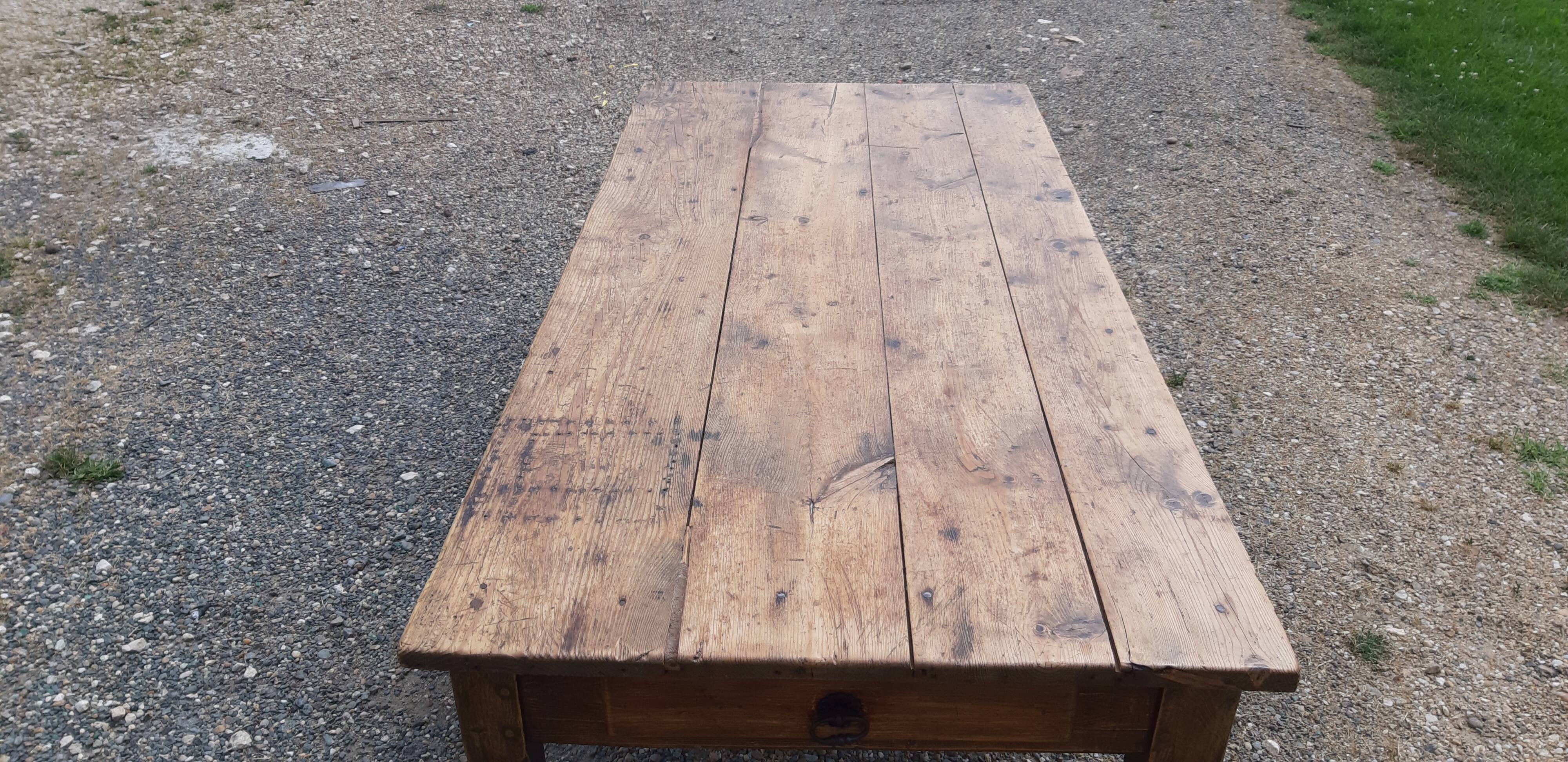 Country Coffee Table in Pine 3 Drawers