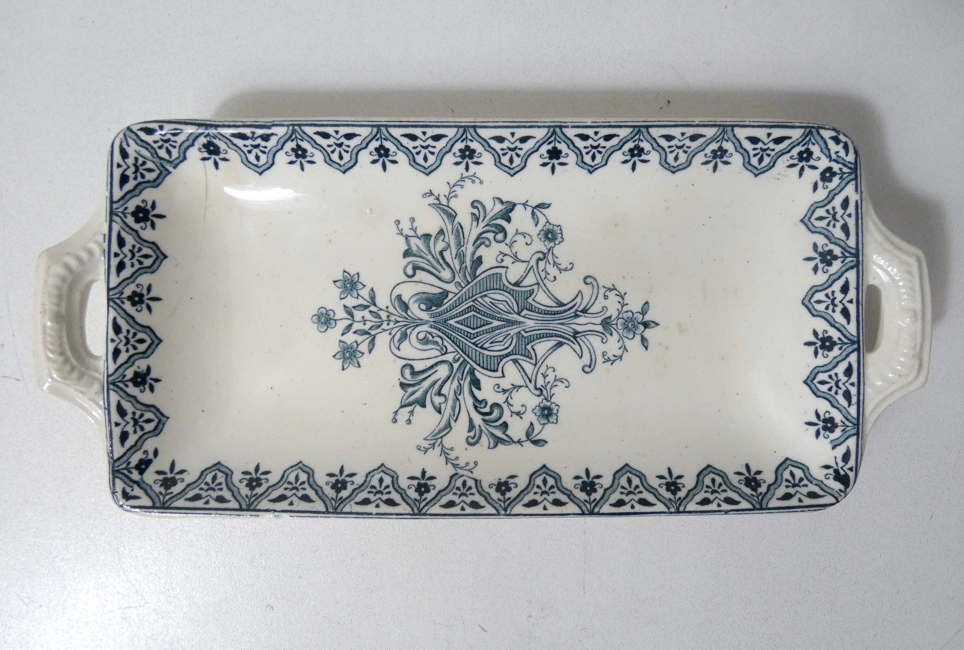 Iron earth tray alhambra salins art deco