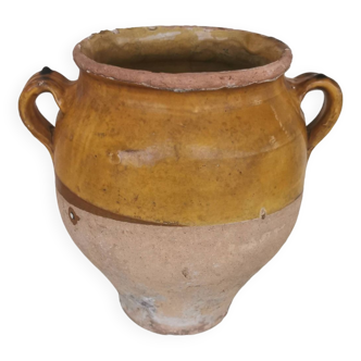 Yellow stoneware confit pot