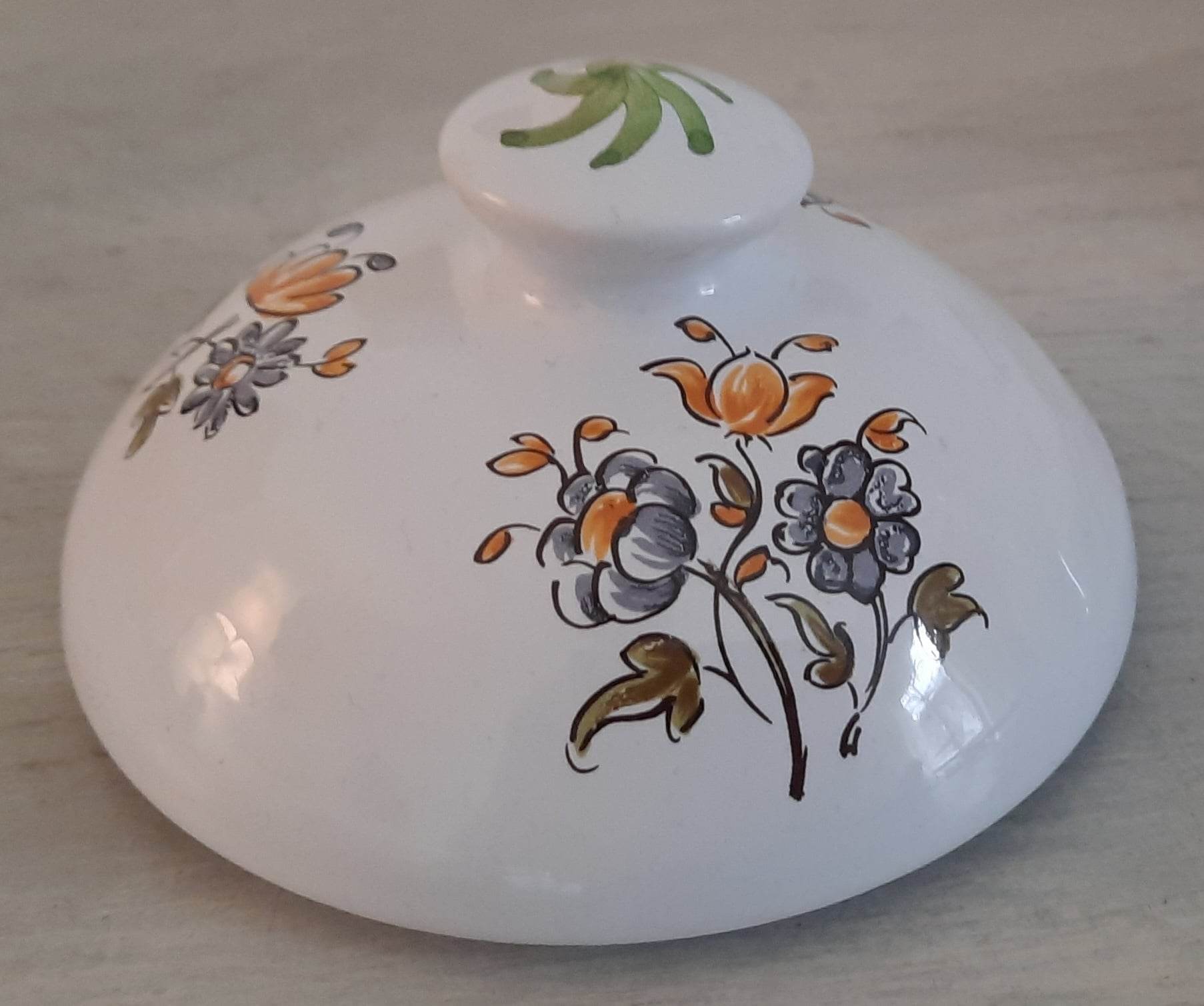 Apothecary pot "gentiane" in faience of moustiers