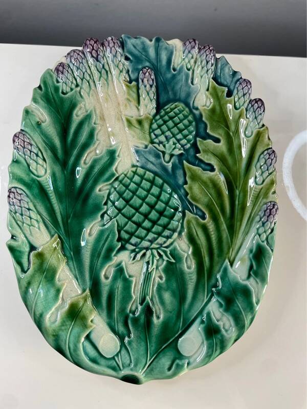 Vintage barbotine dish