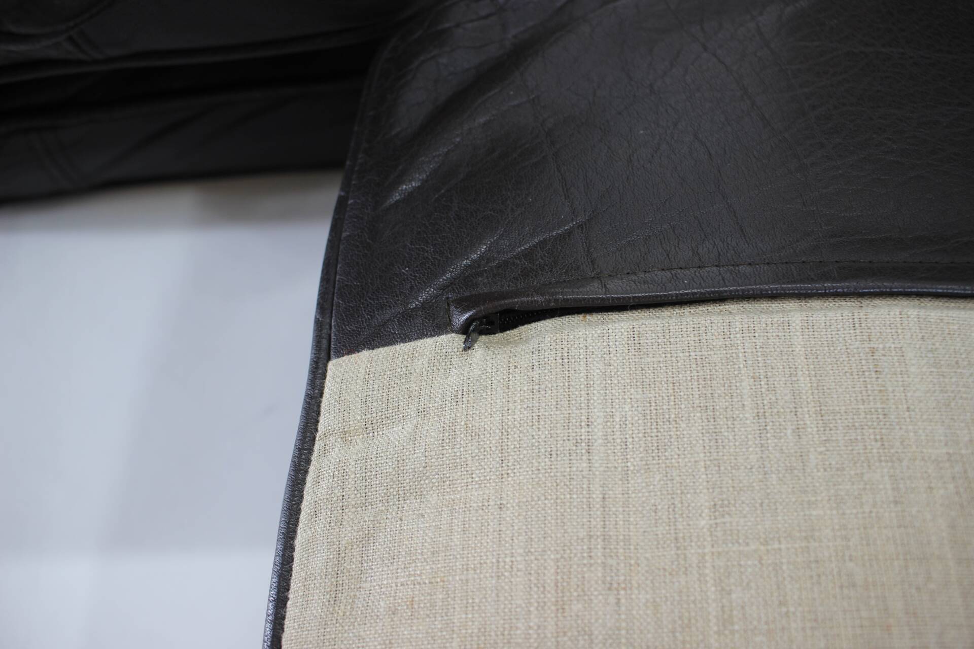 1970s danish 2-seater sofa in dark brown leather