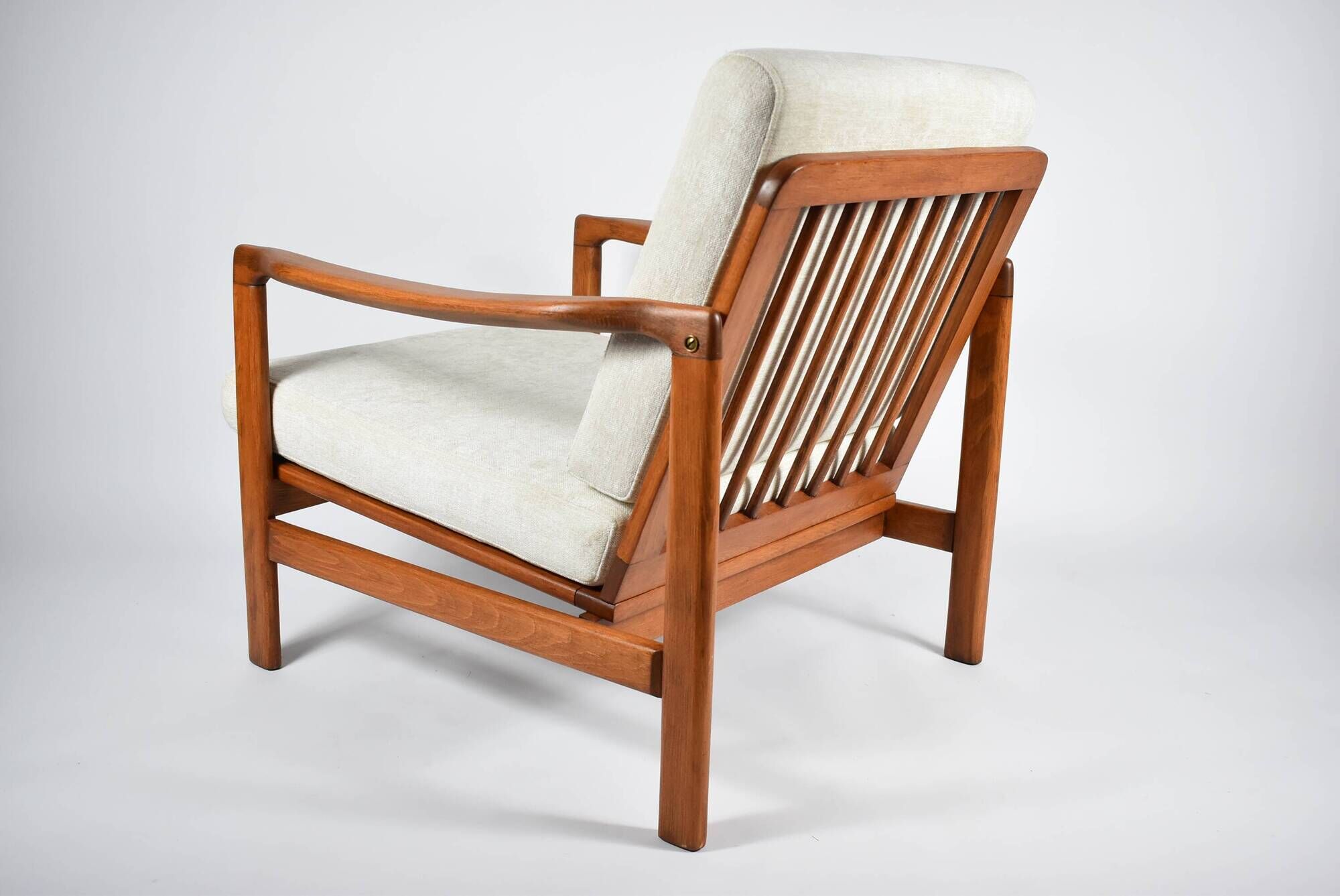 Fauteuil scandinave original Baczyk, années 1960, rénovation, beige, bois de teck