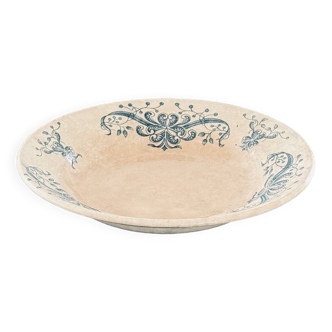 Deep dish from Lyon Faience