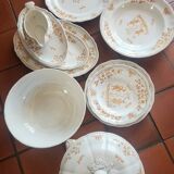 Set of 7 service pieces Moustiers - Ollérys - Painted ceramic