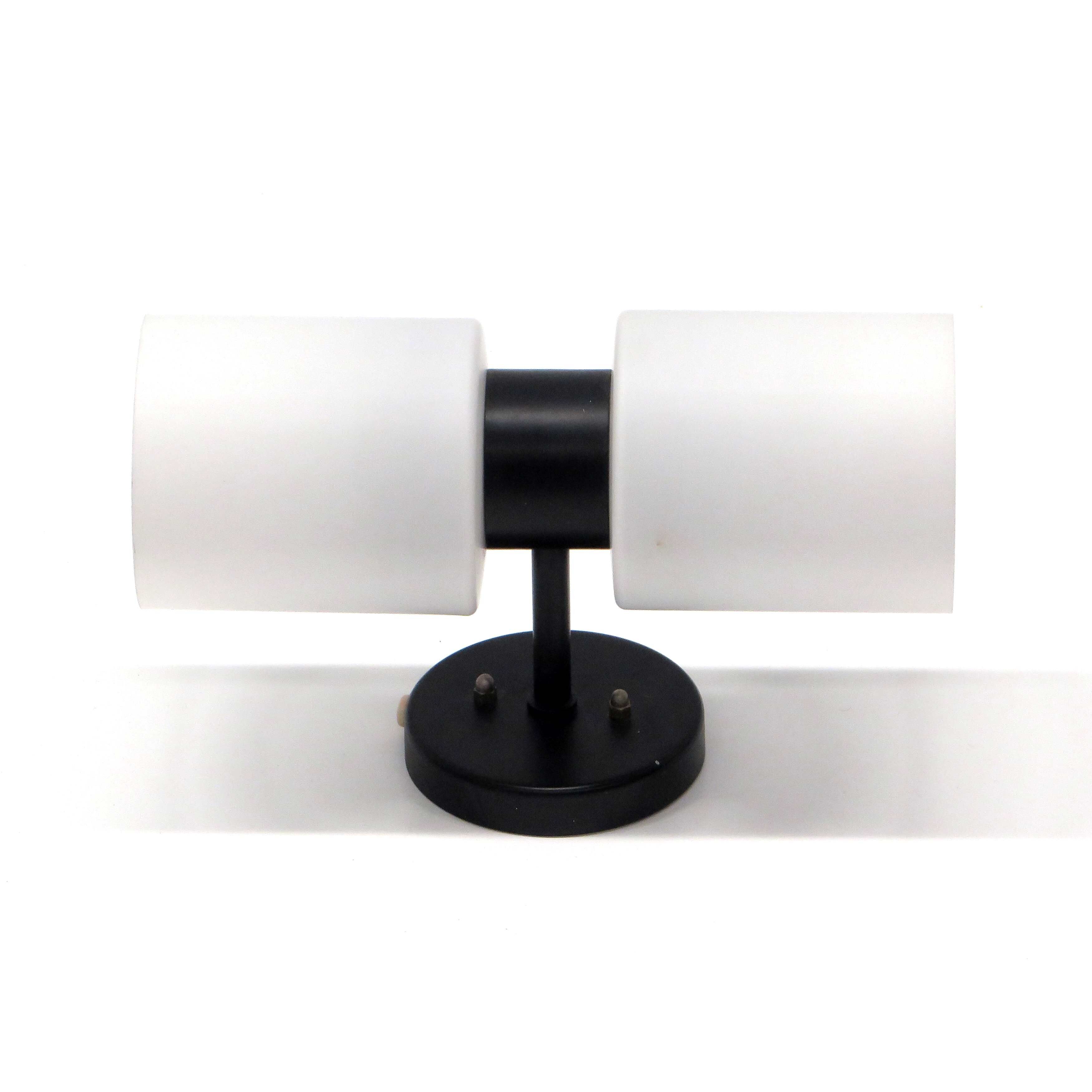 Wall lamp by Raak designed by J.W. Bosman