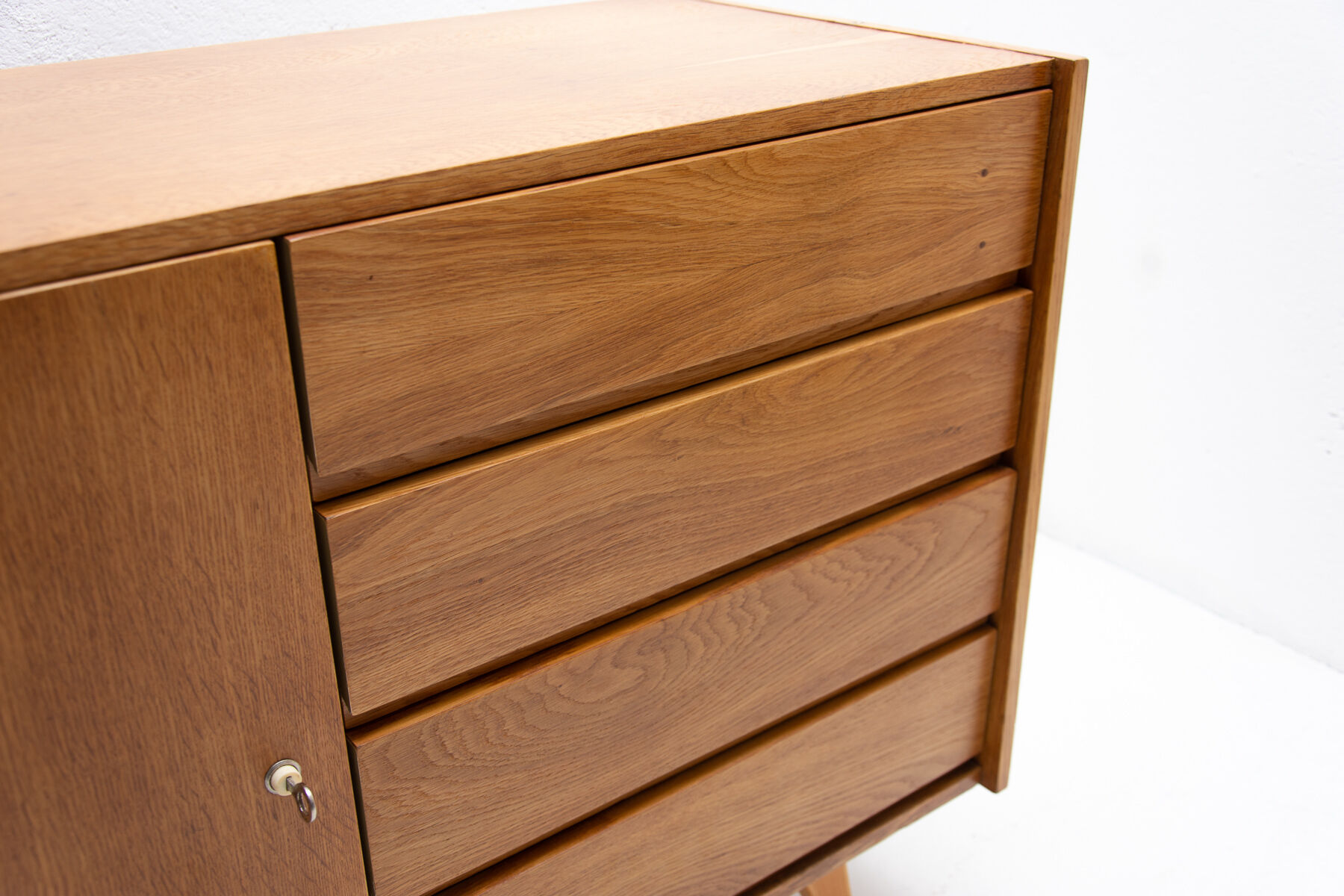 Buffet U-458 de Jiri Jiroutek, Tchécoslovaquie, 1960
