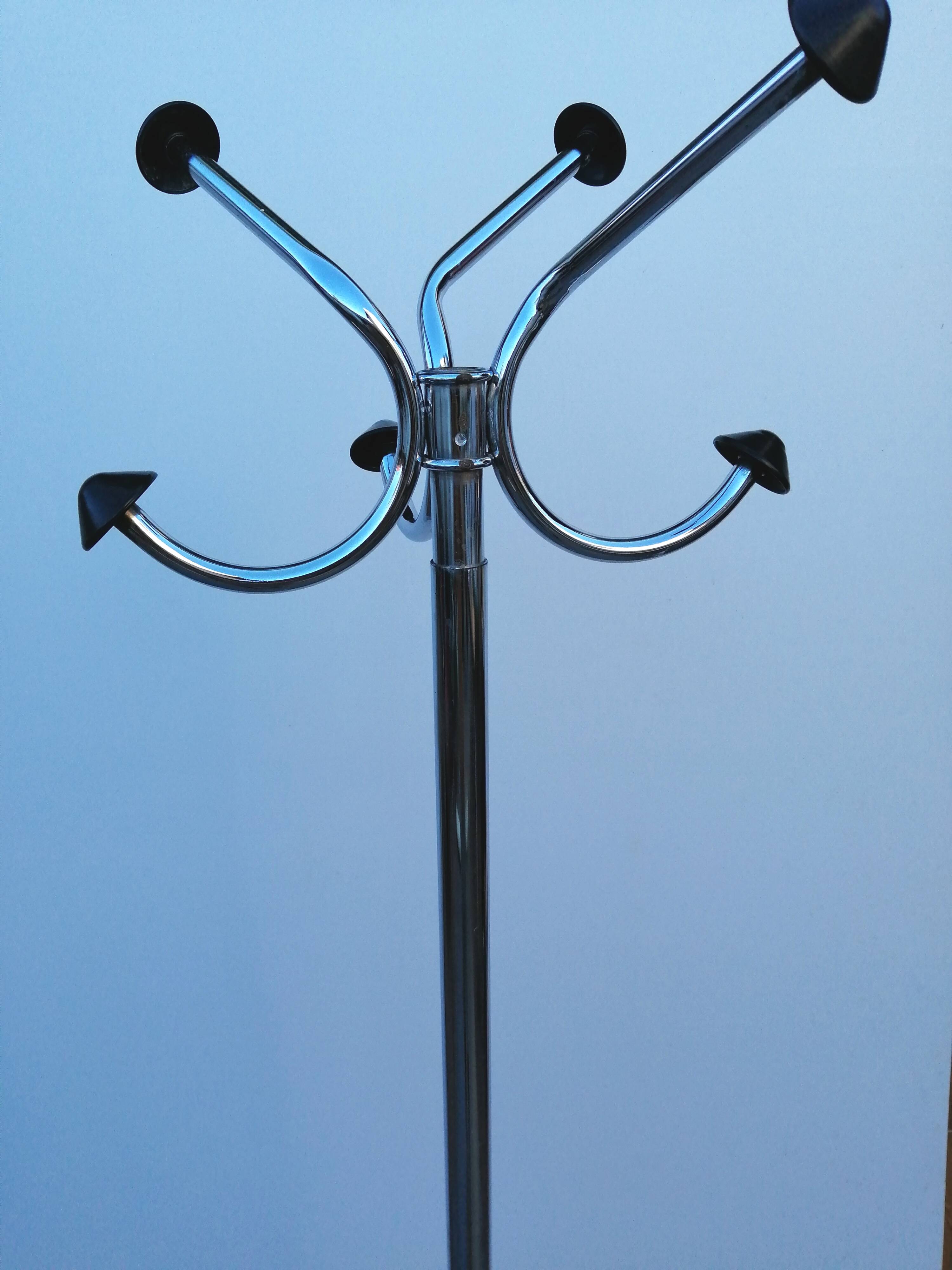 Chrome parrot coat rack, vintage 1970s