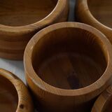 Set of 10 Scandinavian bowls in Swedish pine from the mid-century, made by Holmbergs & Varnamo, 1970s.
