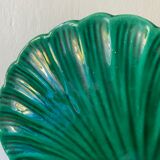 Empty ceramic pocket scallop shell