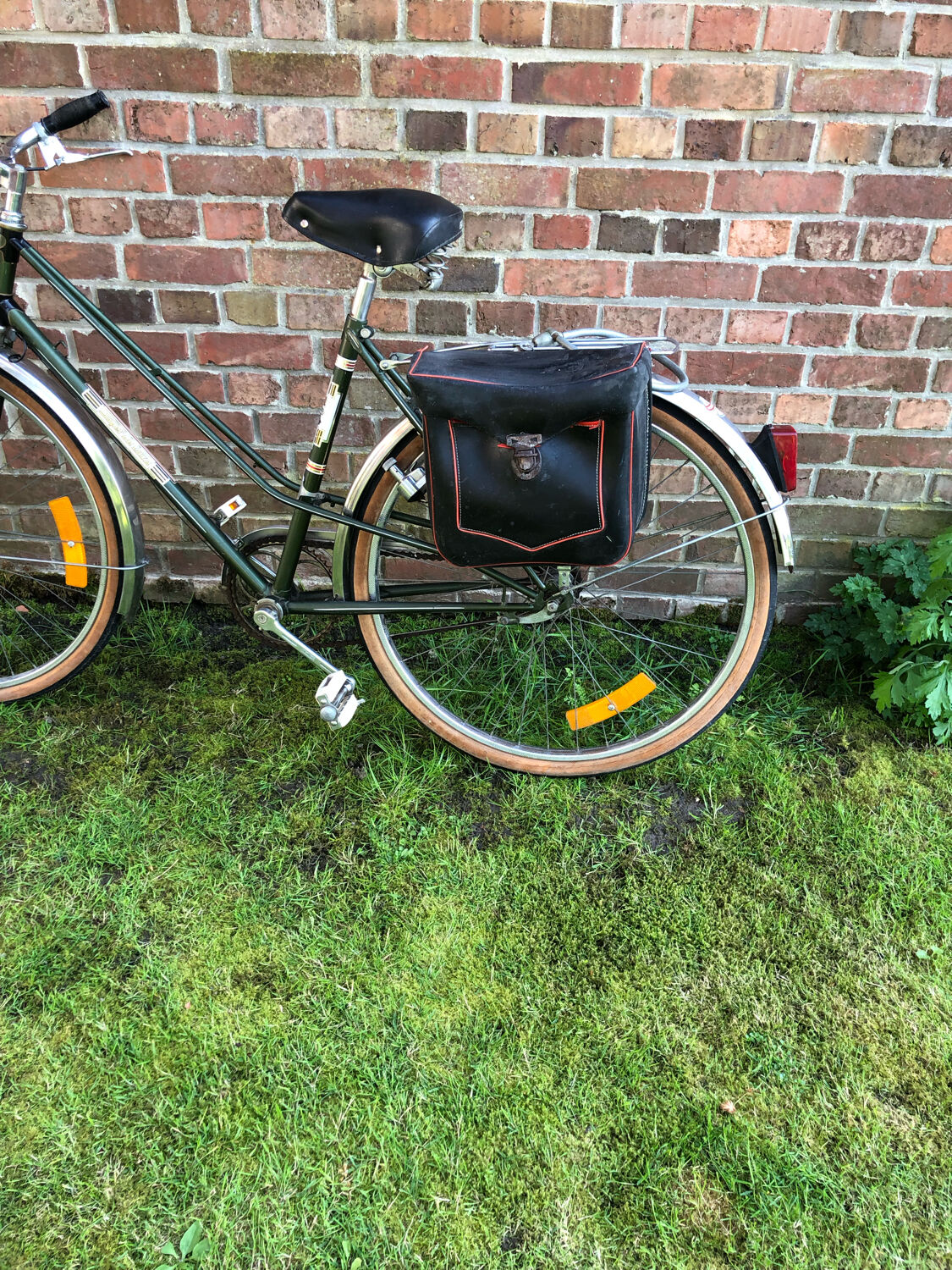 Vintage 70s lady's bike