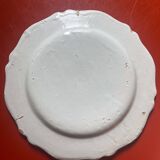 Assiette en faïence de Quimper