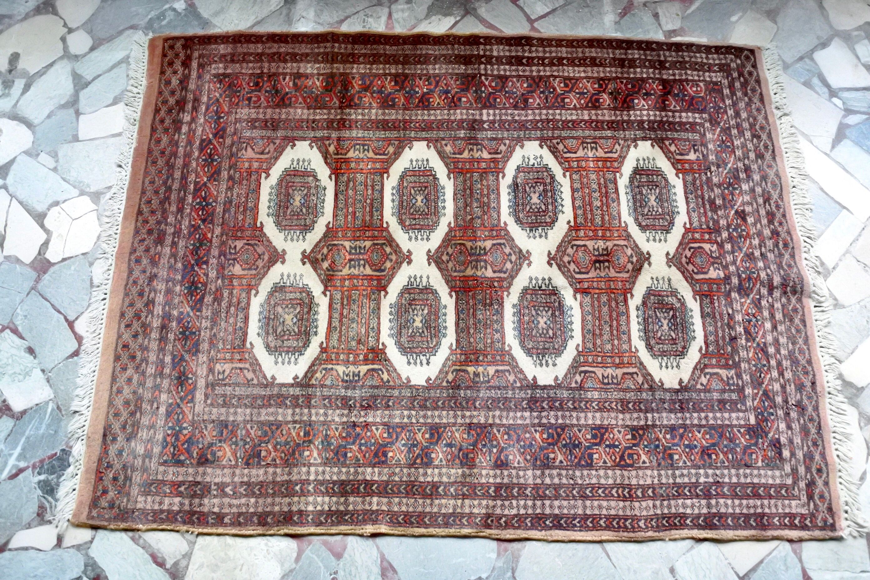 Carpet Boukhara Afghan Vintage 155x123cm.