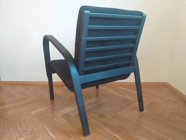 Fauteuil des années 1970 dans le style de Kropacek et Kozelka.