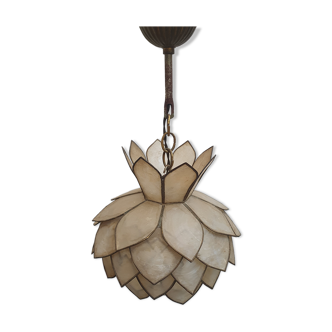 Suspension fleur de lotus en nacre et laiton