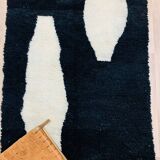 Traditional handmade woolen white-black rug 250cmx150cm