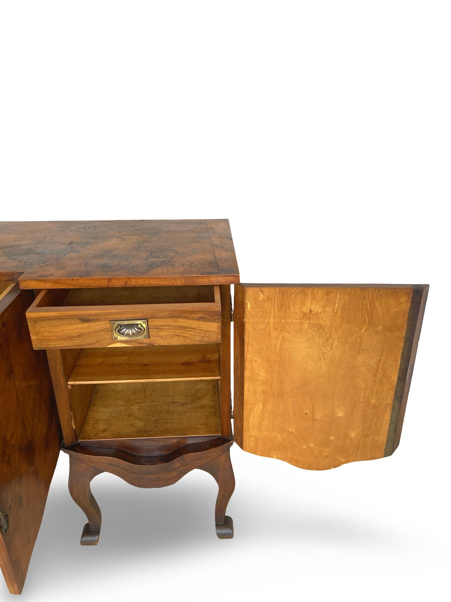 Walnut buffet, antique Italian, 1930s.