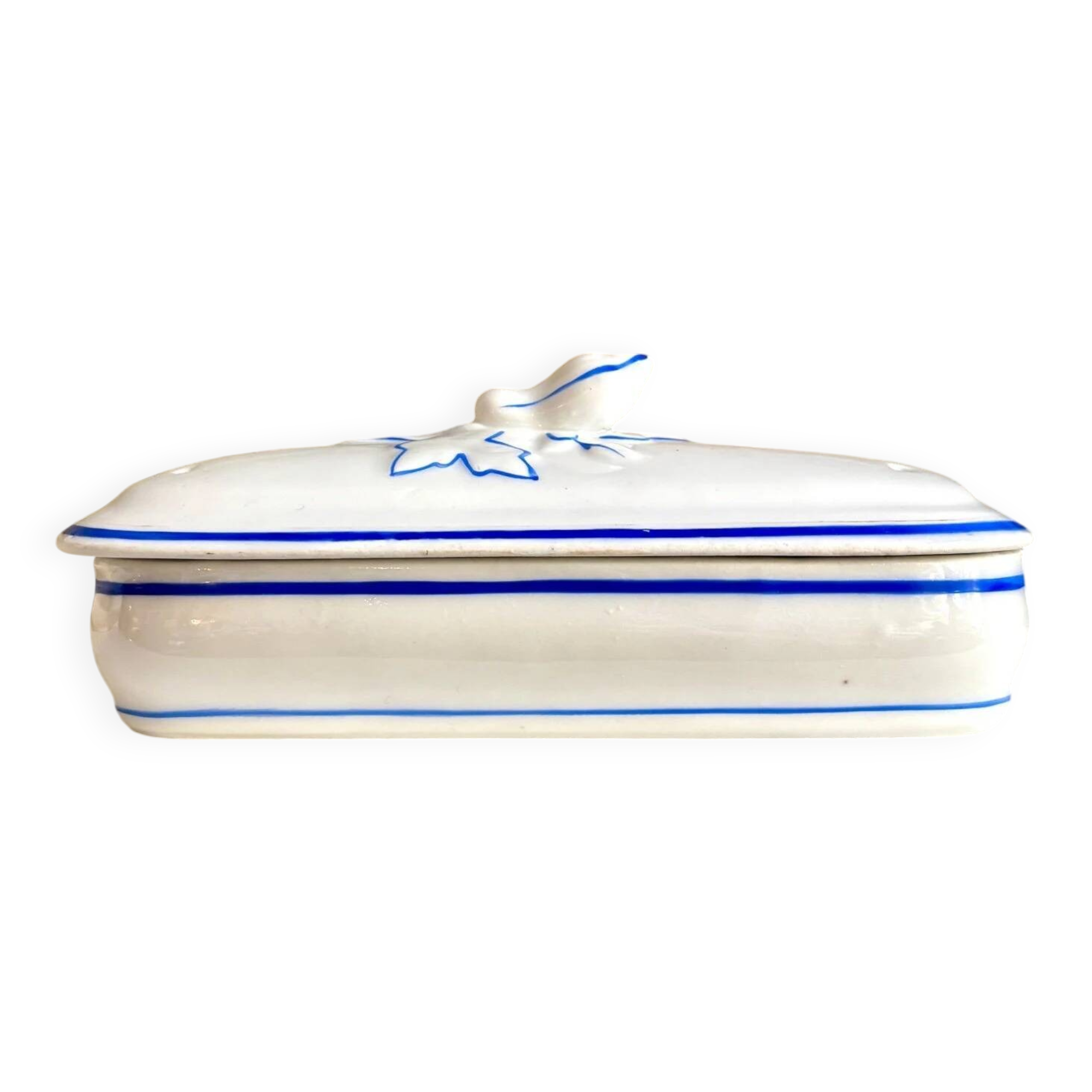 White, blue and gold porcelain comb box