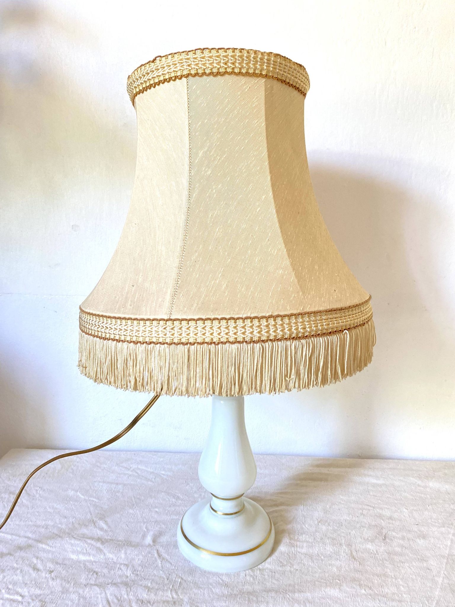 Lampe en opaline vintage