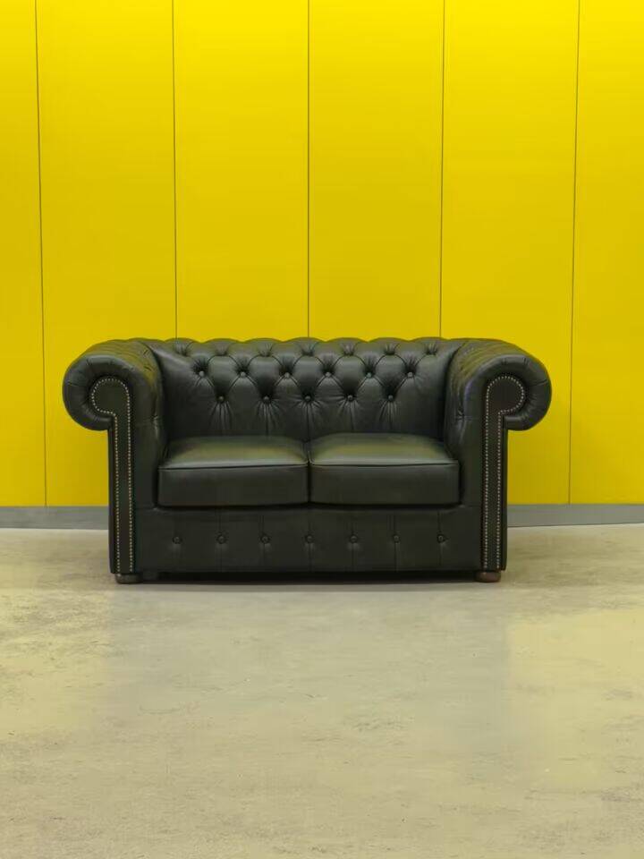 Vintage Green Leather Chesterfield Sofa: Two Seater