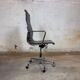 Vitra EA 119 Charles & Ray Eames, cuir et aluminium – noir – chaise de bure