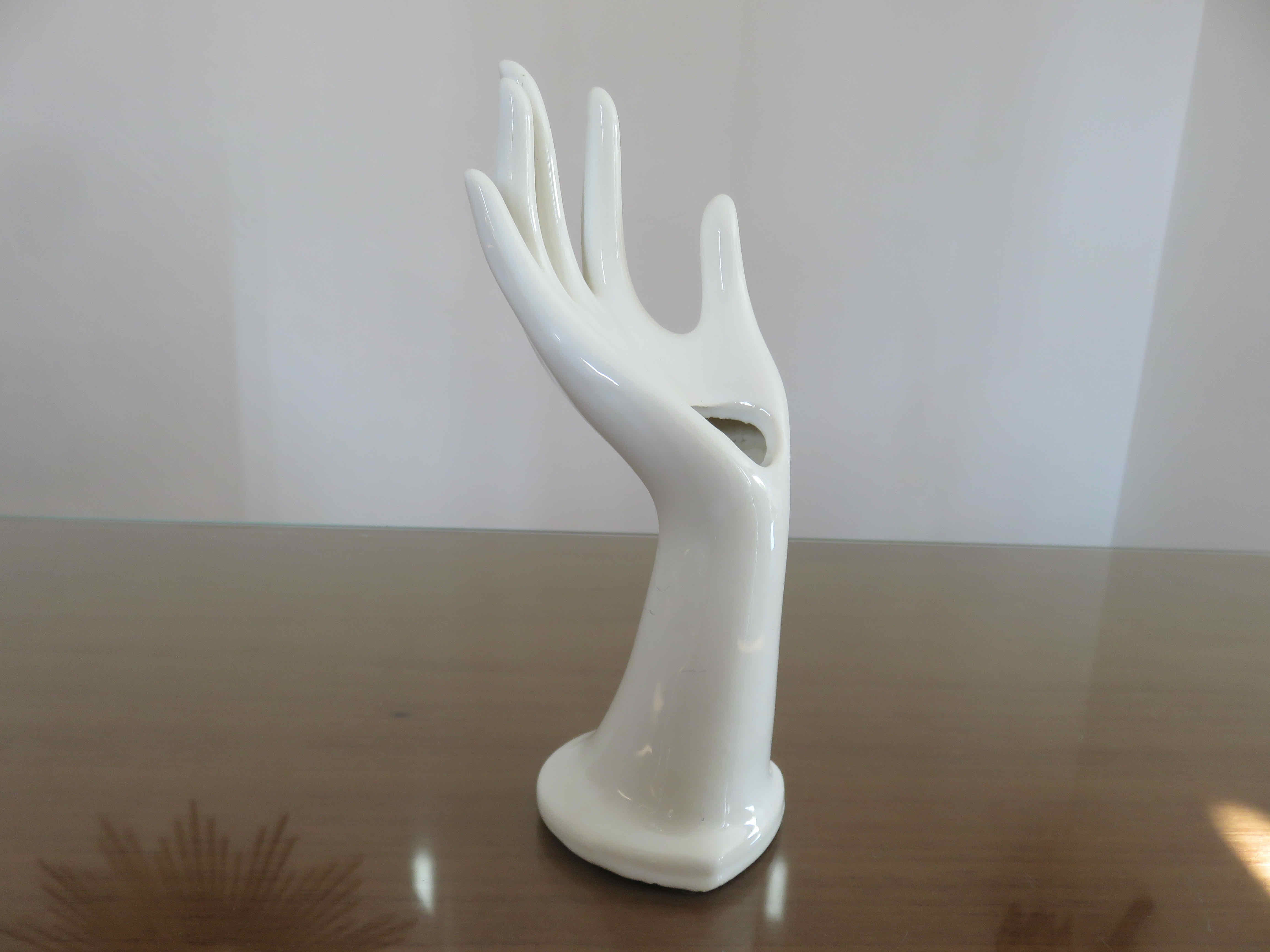 Hand baguier soliflore in white porcelain 70s
