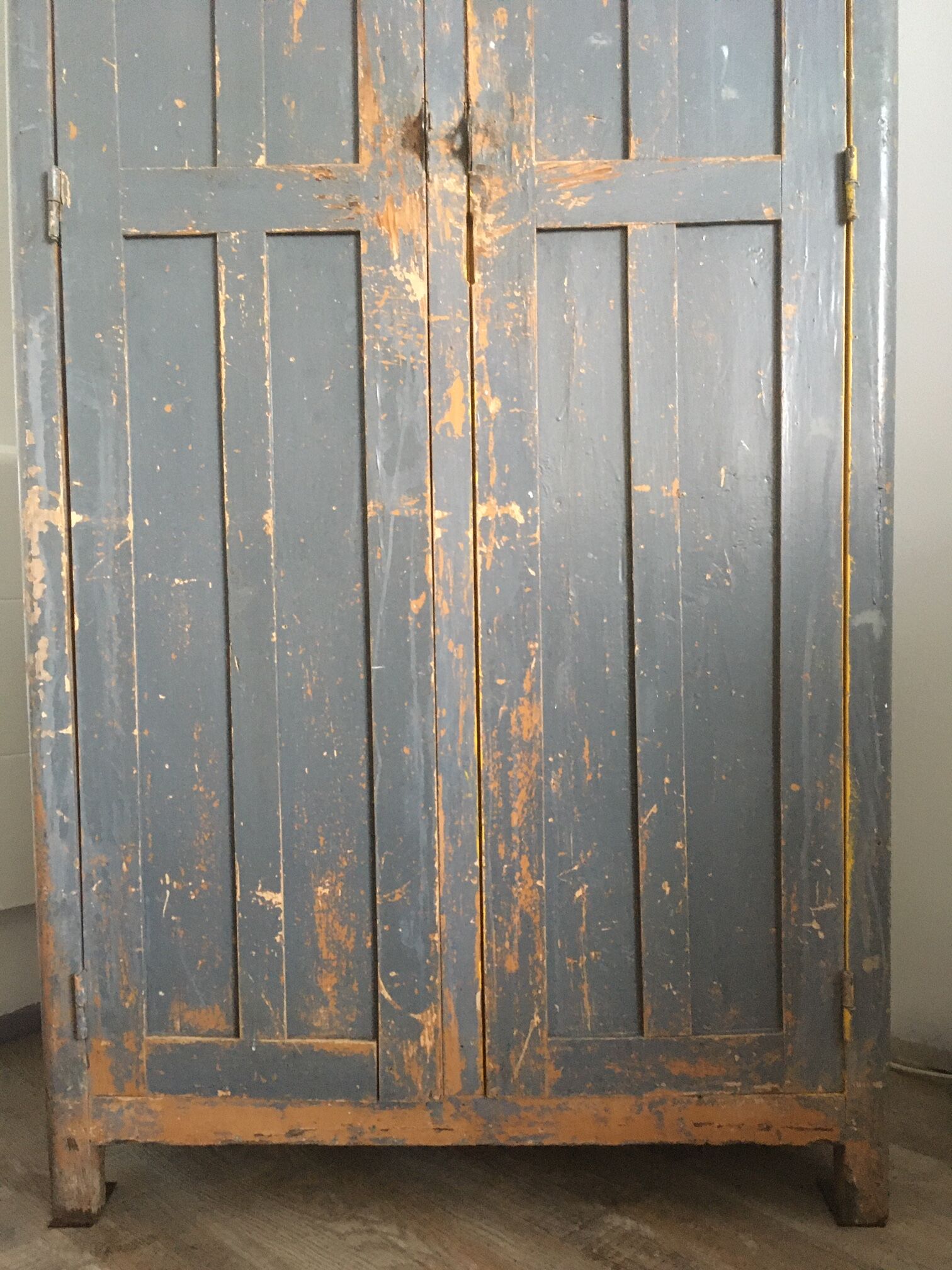 Old wooden cabinet 2 doors
