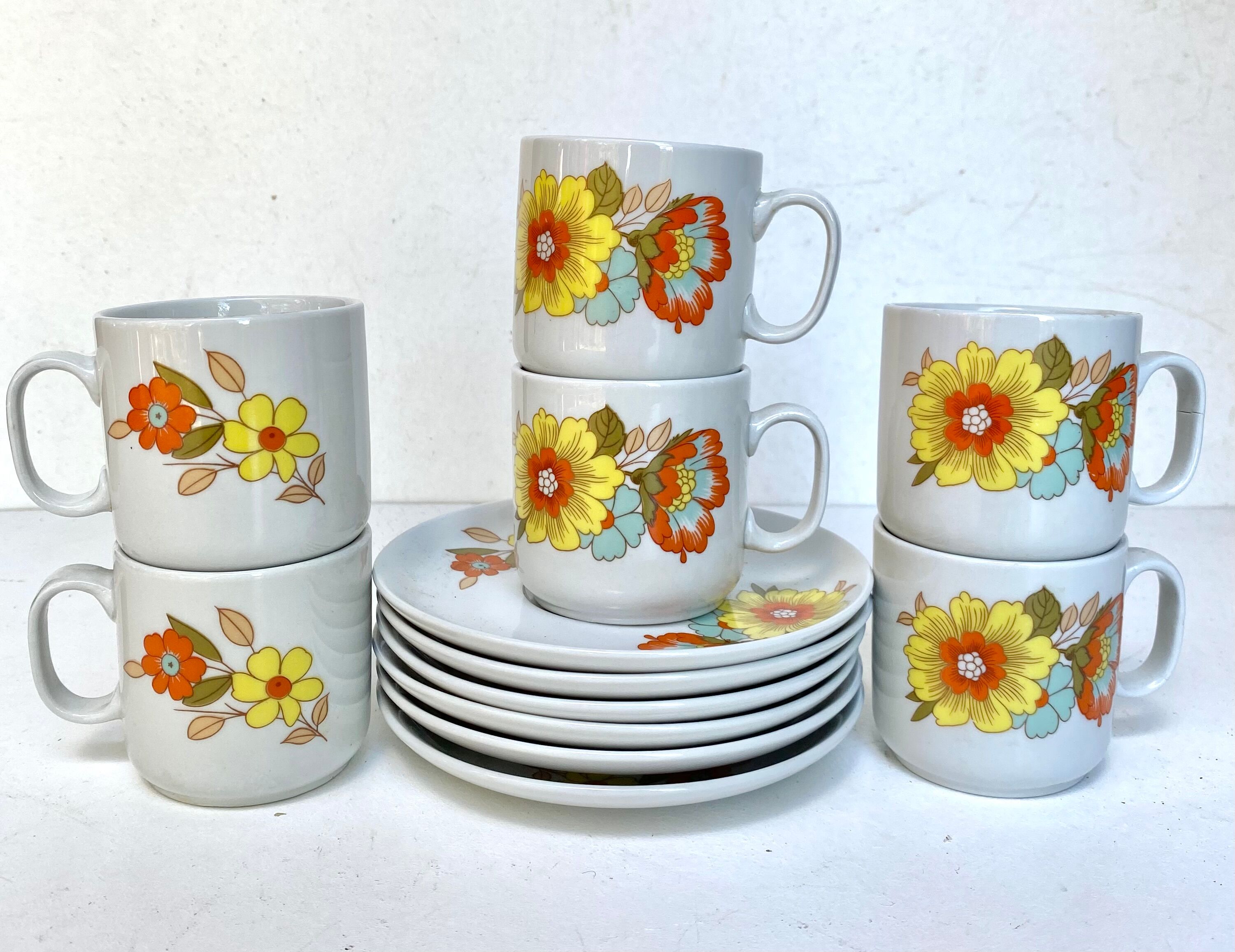 Monopoli vintage coffee cups