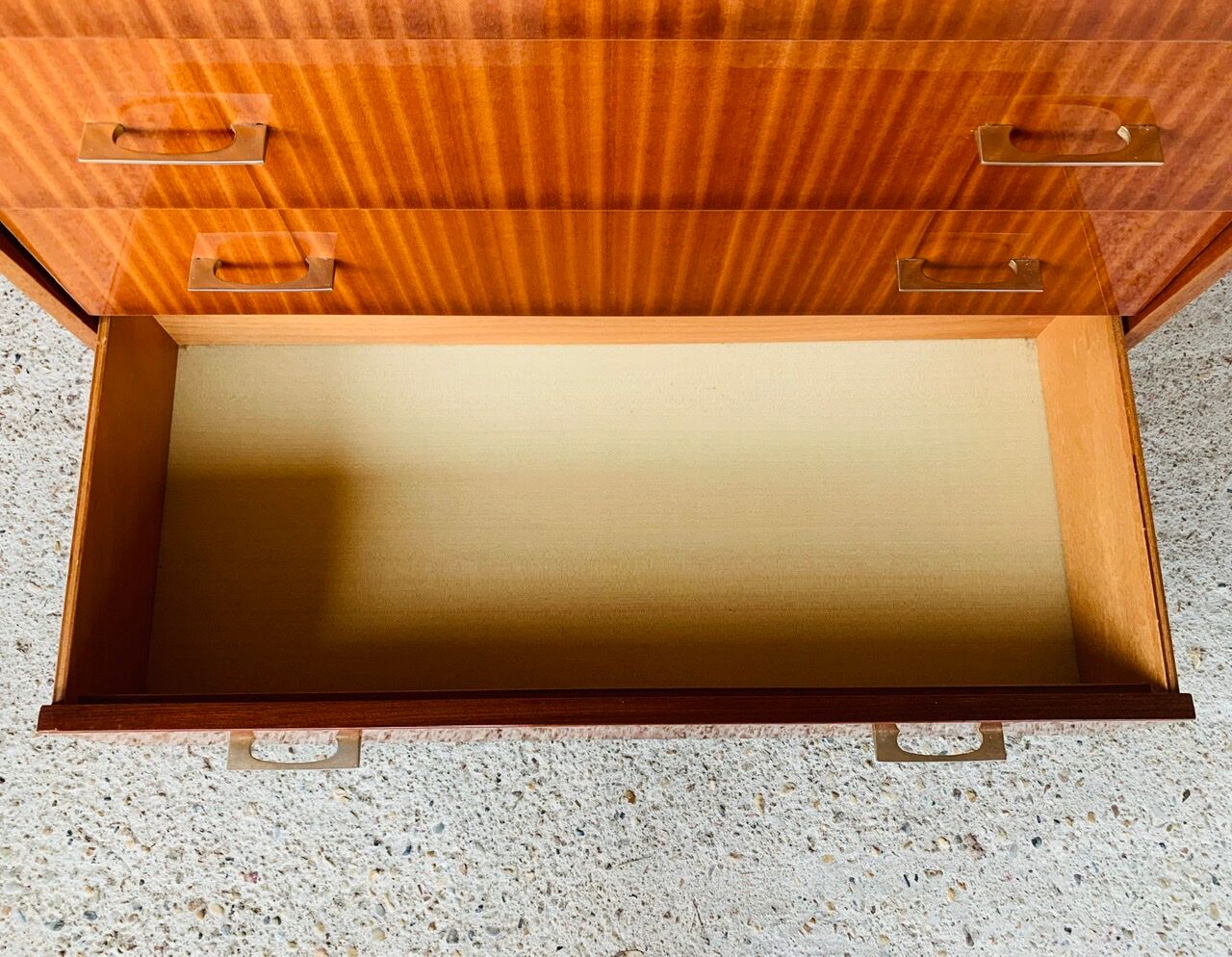 Vintage chest of drawers with 4 drawers by Capelle, circa 60's