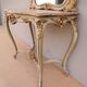 Ensemble console et son miroir en bois laqué style Louis XV