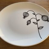 Oval porcelain plate